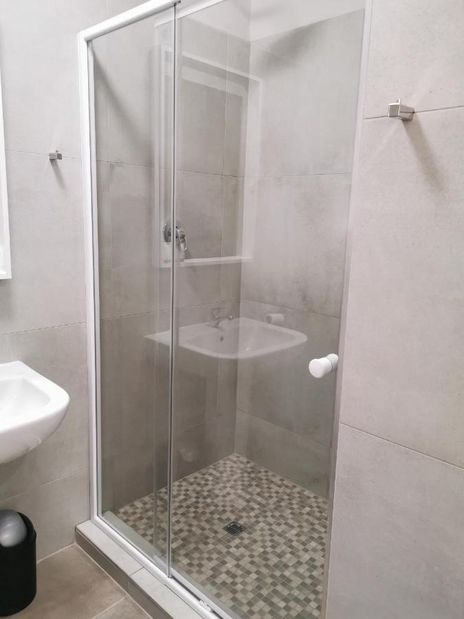 Rosedene Apartment บลูมฟอนเทน ภายนอก รูปภาพ