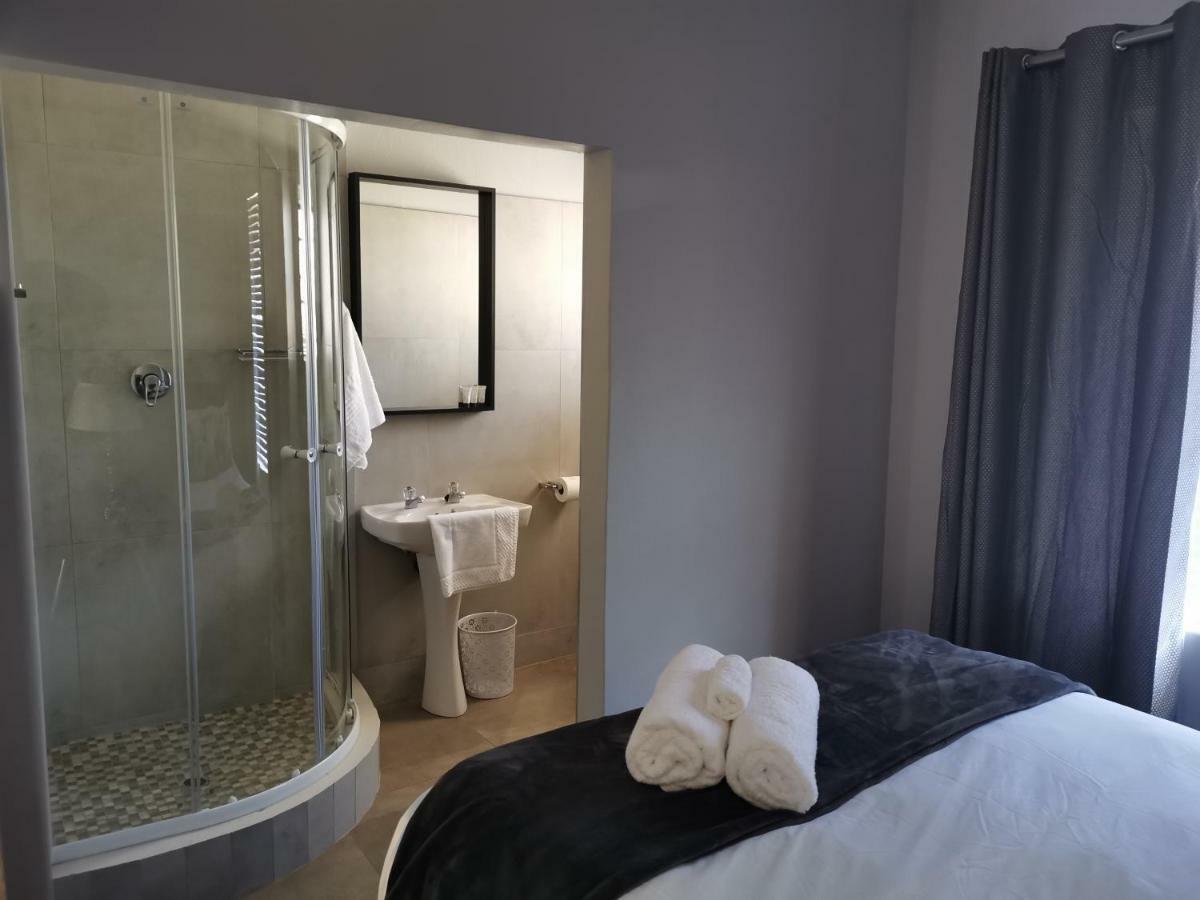 Rosedene Apartment บลูมฟอนเทน ภายนอก รูปภาพ