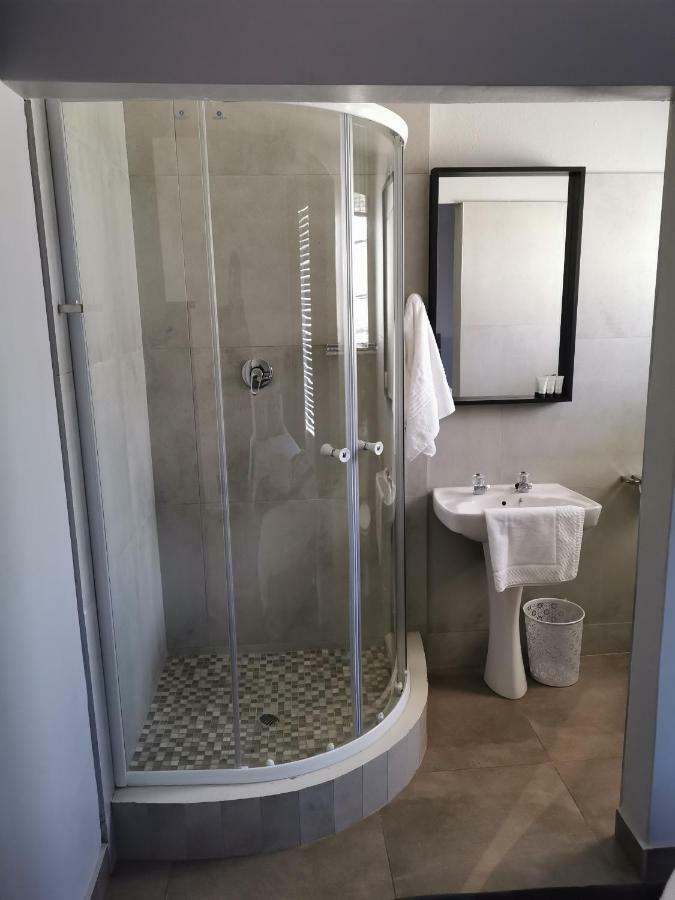 Rosedene Apartment บลูมฟอนเทน ภายนอก รูปภาพ